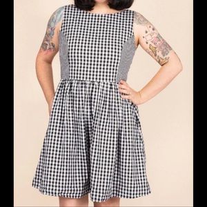 Tuesday of California Gingham Pinafore Dress size large